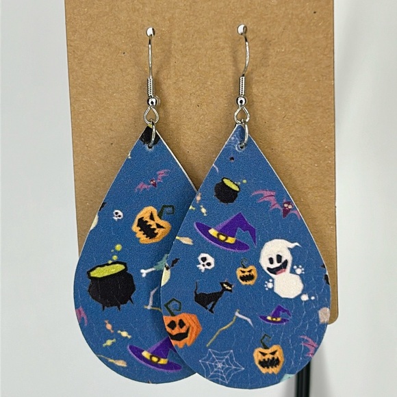Faux Leather Dangle Earrings Halloween Pumpkin Bats - Picture 1 of 3